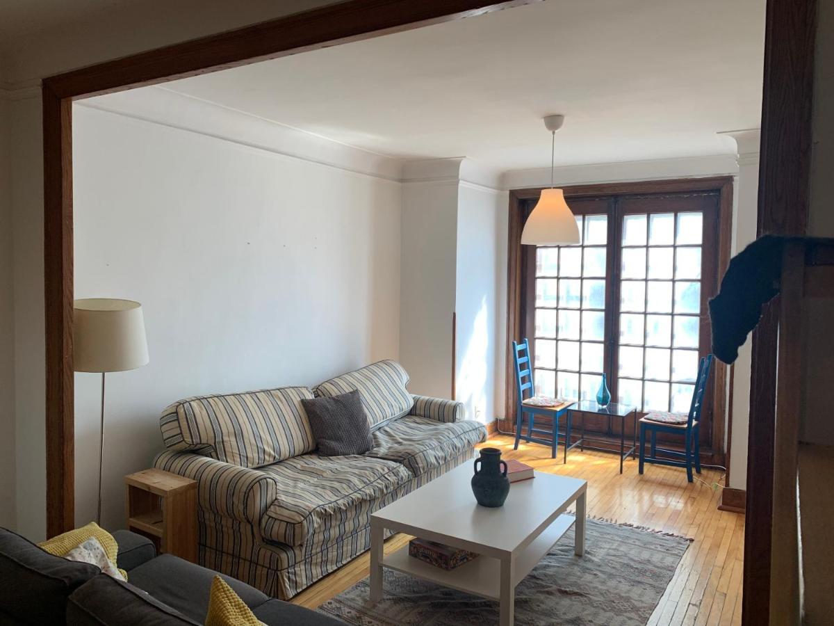 Appartement 1000 Square Foot Loft In Mile End, Montréal